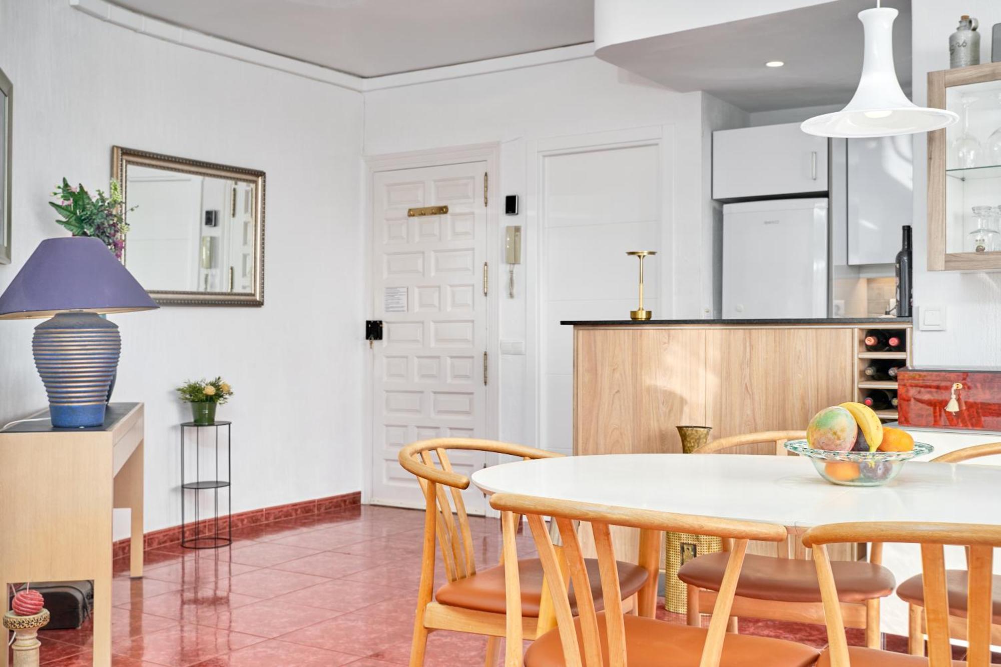 شقة Spectacular Sea Views, 2 Bed,2 Bath نيرخا المظهر الخارجي الصورة