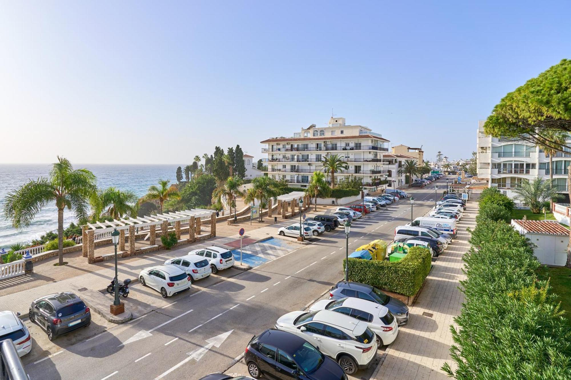 شقة Spectacular Sea Views, 2 Bed,2 Bath نيرخا المظهر الخارجي الصورة