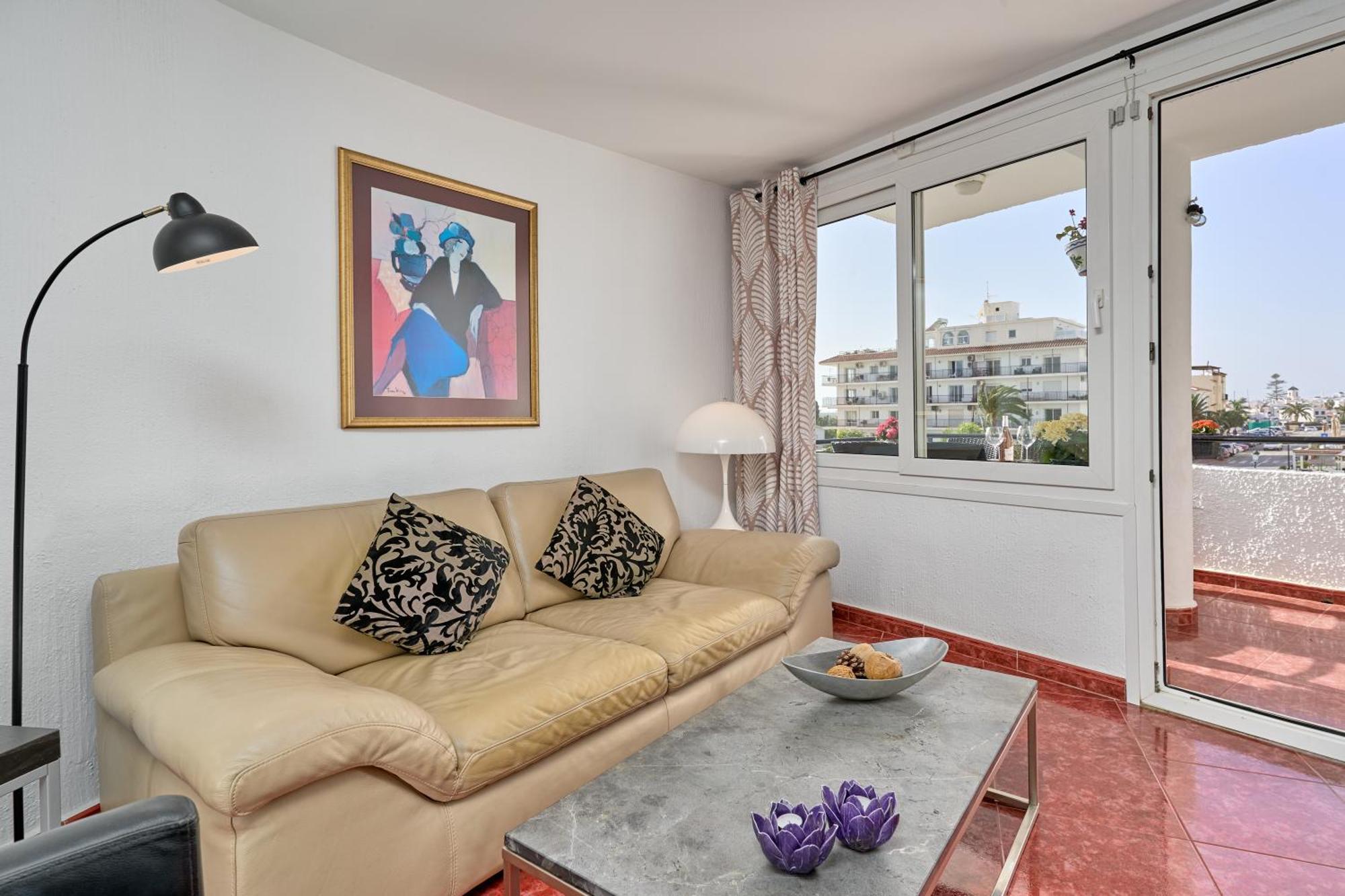 شقة Spectacular Sea Views, 2 Bed,2 Bath نيرخا المظهر الخارجي الصورة
