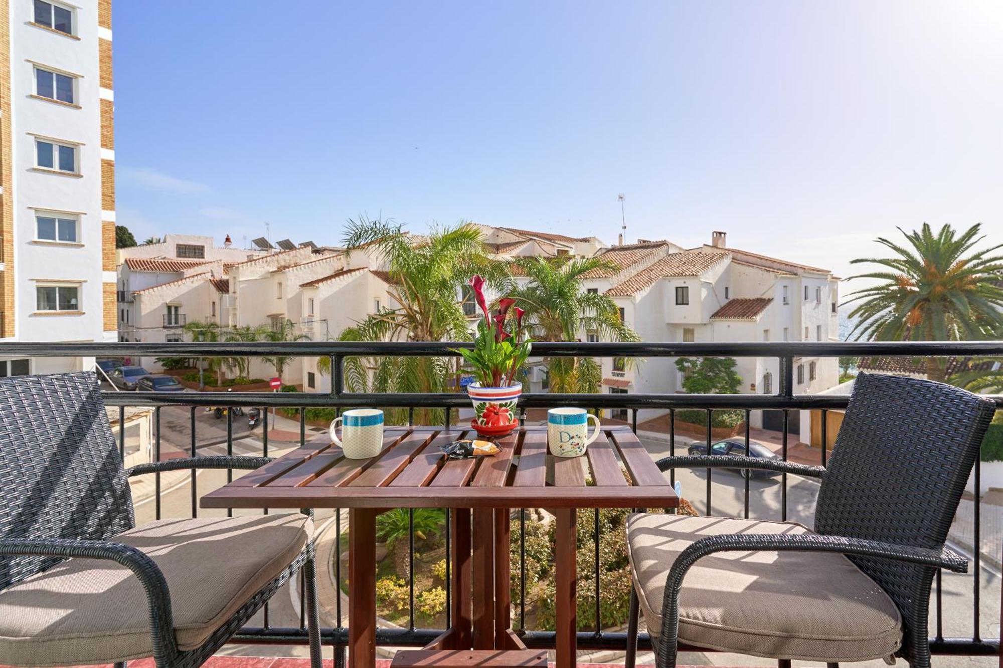 شقة Spectacular Sea Views, 2 Bed,2 Bath نيرخا المظهر الخارجي الصورة