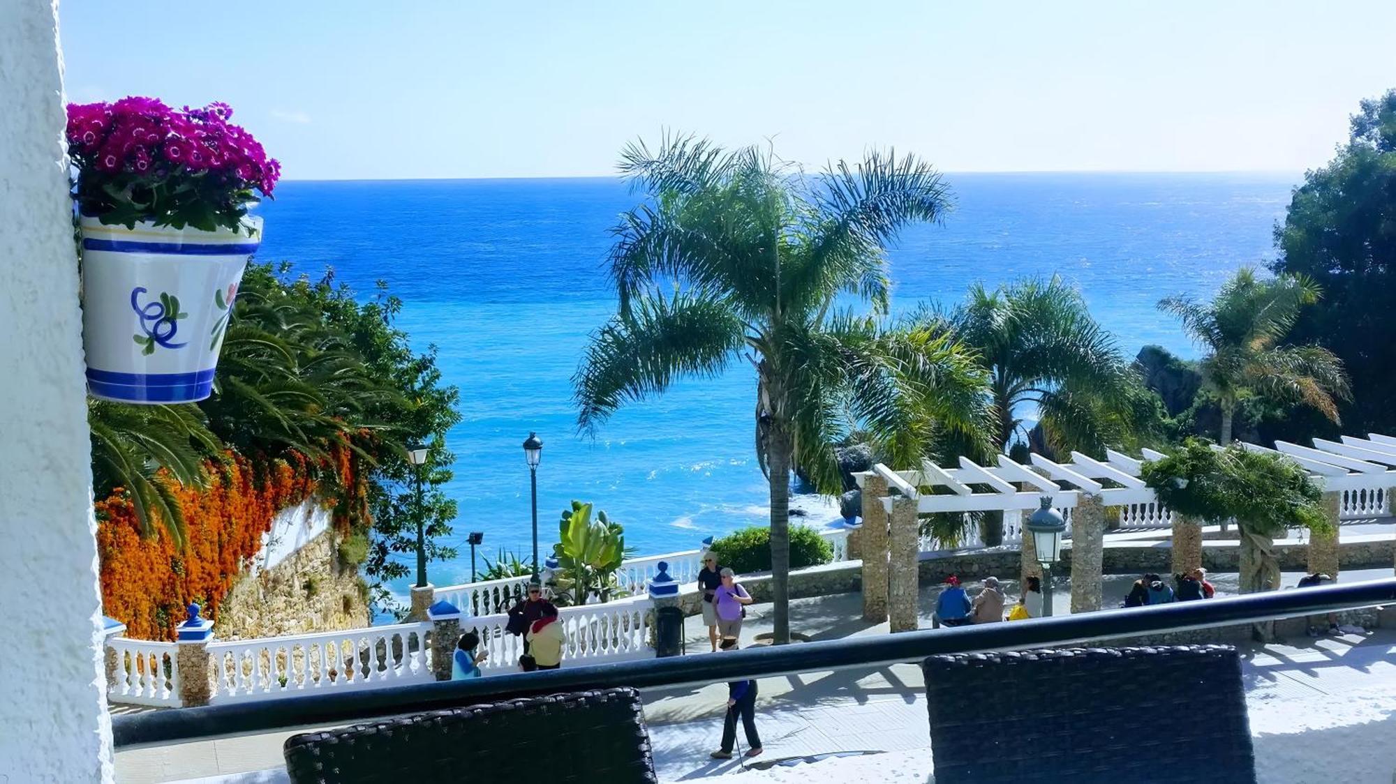 شقة Spectacular Sea Views, 2 Bed,2 Bath نيرخا المظهر الخارجي الصورة